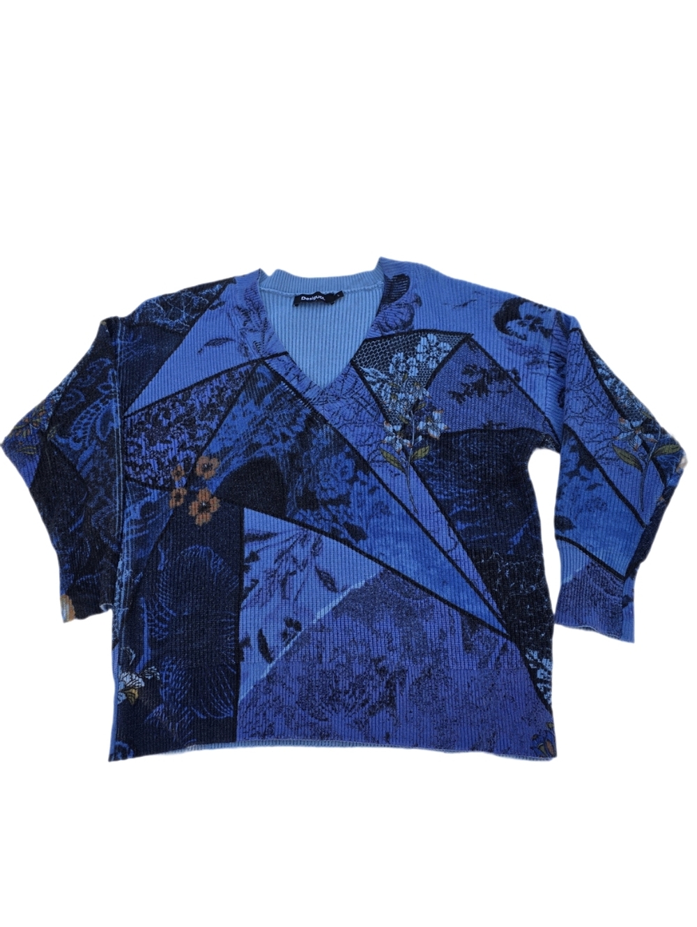 Desigual Artsy Bohemian Print Patchwork V-Neck Sweater Blue EUC SZ LG - Picture 3 of 15